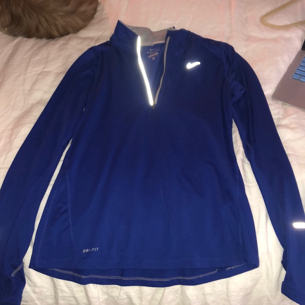 Dri-fit Nike pullover